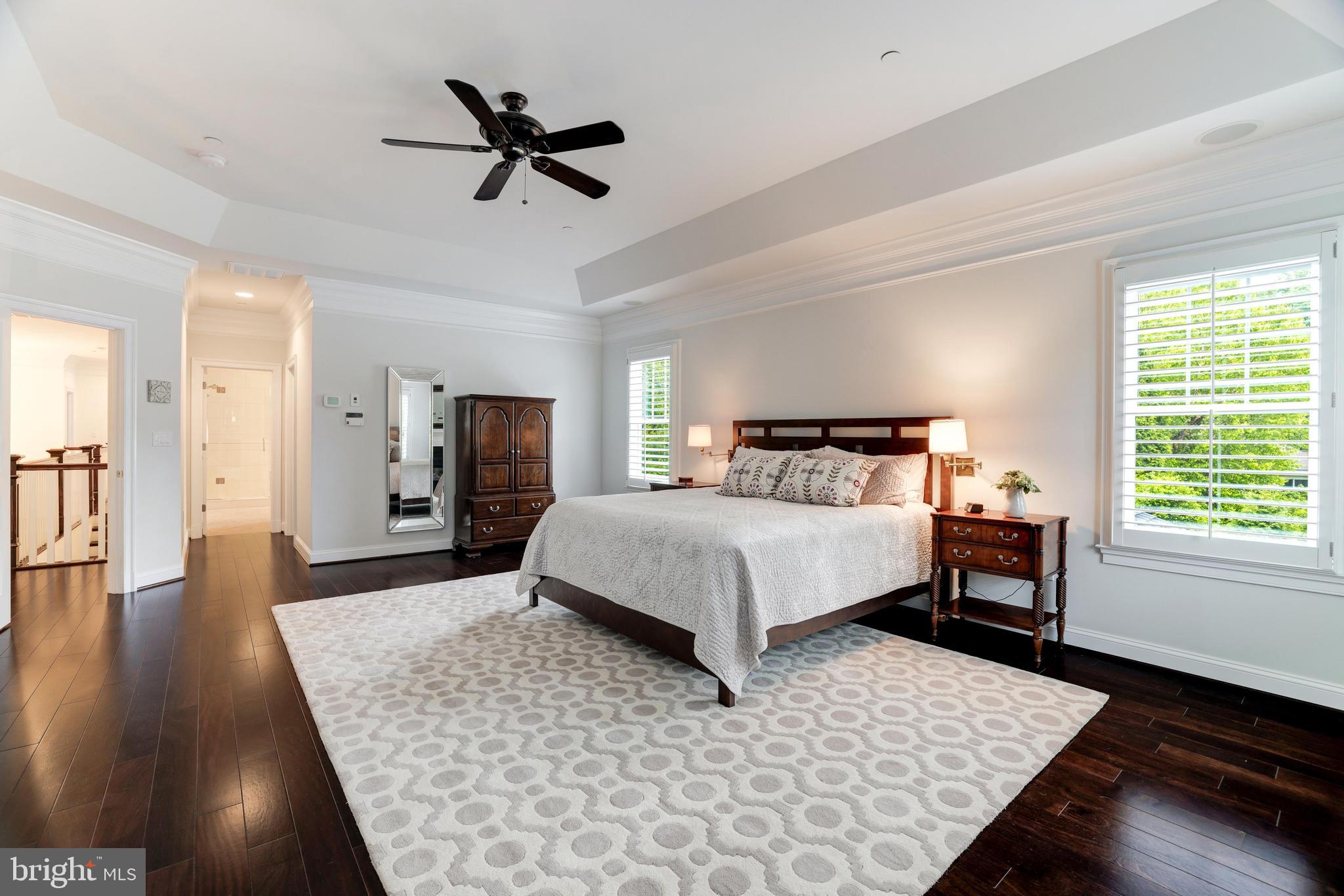 6502 Quaker Ridge Road North Bethesda, MD 20852 - Photo 32 of 60