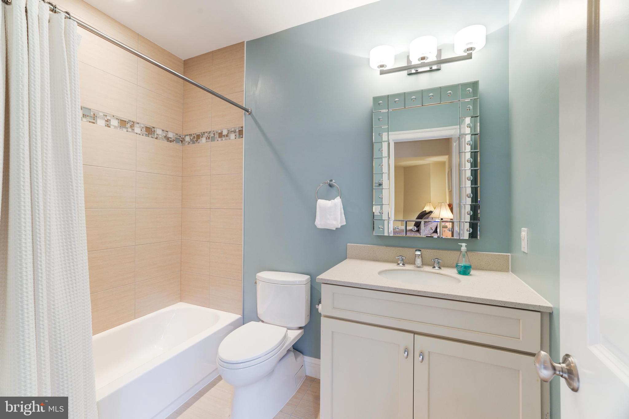6502 Quaker Ridge Road North Bethesda, MD 20852 - Photo 51 of 60 With en-suite bath