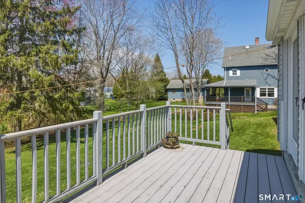 $400,000 | 204 Branford Road, North Branford, CT 06471