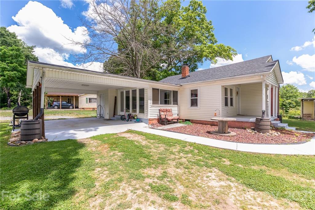 505 Chestnut Ridge Church Road Kings Mountain, NC 28086 - Photo 2 of 27 Gallery Image 2