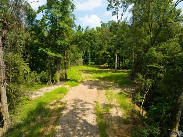 $224,999 | 7326 Stirling Rd Street, St. Francisville, LA 70775
