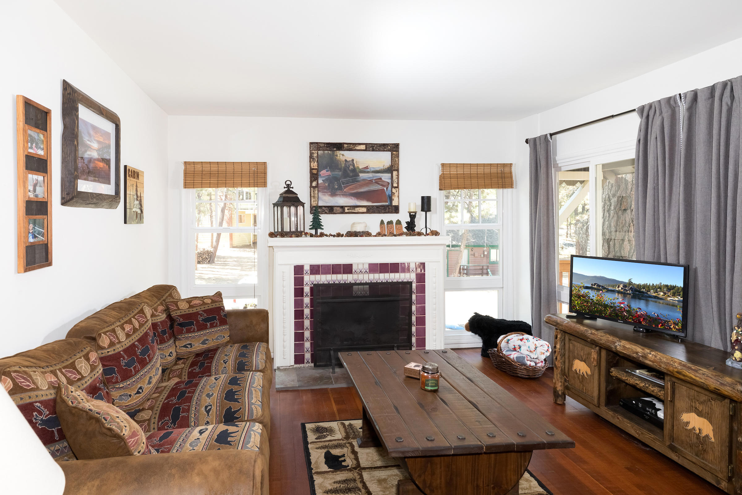 195 Elgin Road Big Bear Lake, CA 92315 - Photo 4 of 30 IMG_1863-Edit