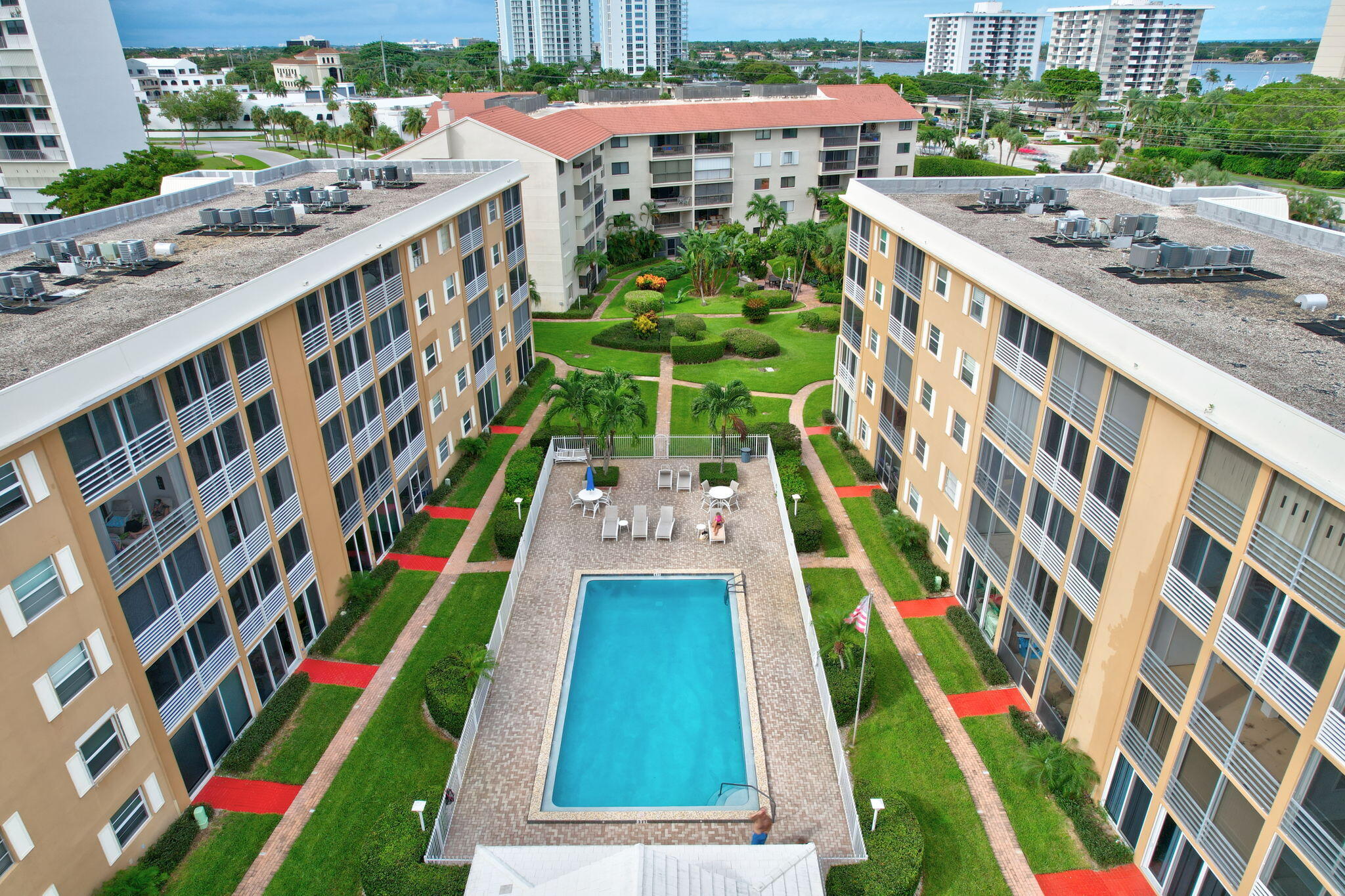 300 Golfview Road, Unit 407 North Palm Beach, FL 33408 - Photo 41 of 56 41