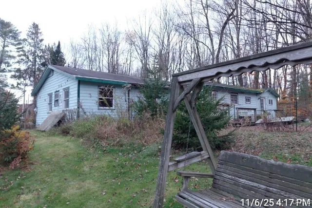 $59,900 | 31 Cemetary Road, Constantia, NY 13044