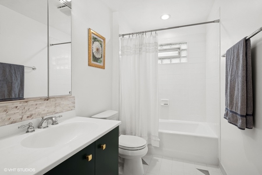 3612 Hillside Road Evanston, IL 60201 - Photo 17 of 31 Gallery Image 17