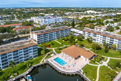 $389,000 | 2525 Florida Boulevard, Unit 133, Delray Beach, FL 33483