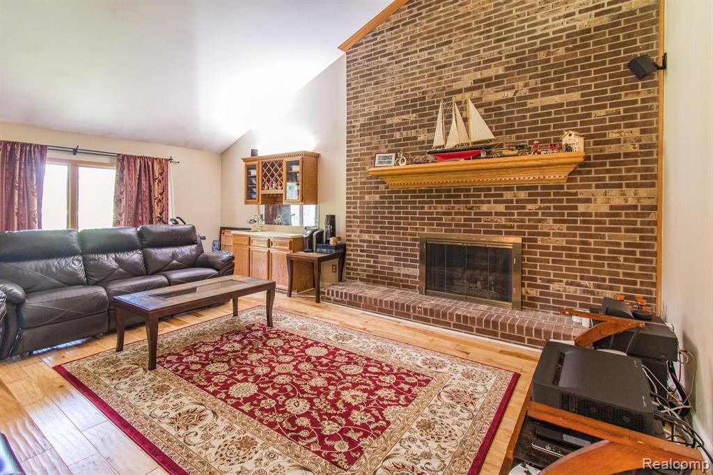 2604 Winter Park Road Rochester Hills, MI 48309 - Photo 23 of 48