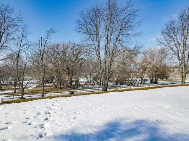 $585,000 | N1617 Carlin Road, Fort Atkinson, WI 53538