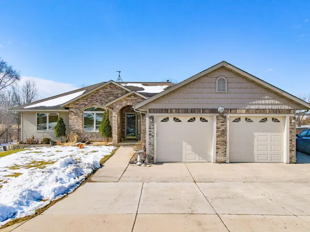 $585,000 | N1617 Carlin Road, Fort Atkinson, WI 53538