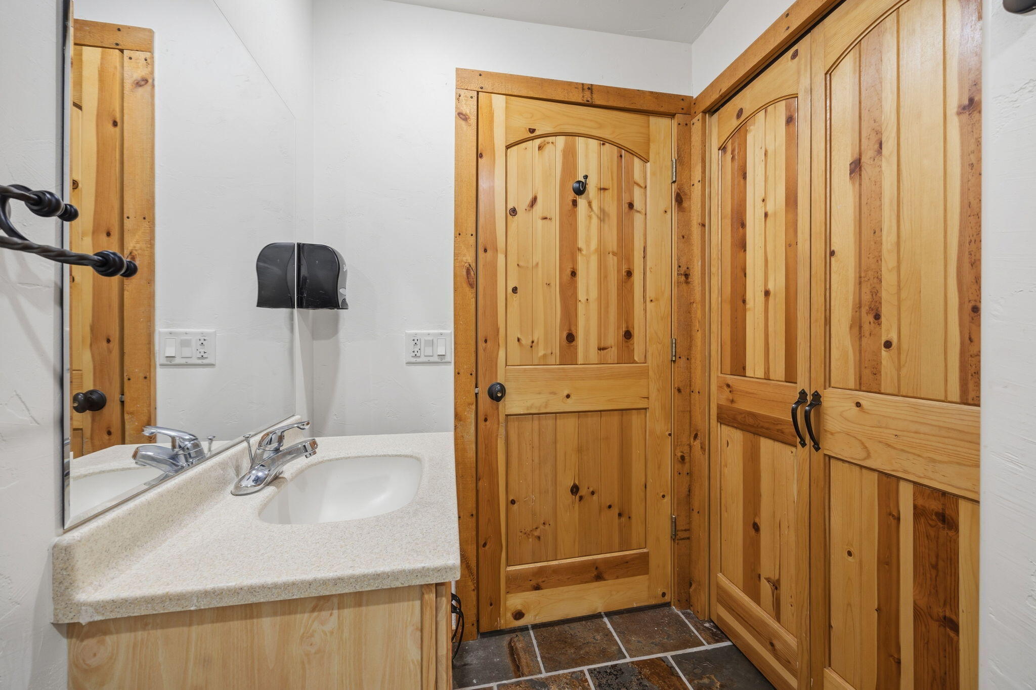 N1617 Carlin Road Koshkonong, WI 53538 - Photo 32 of 46 71-web-or-mls-IMG_6318