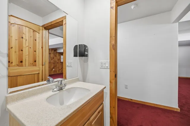 $585,000 | N1617 Carlin Road, Fort Atkinson, WI 53538