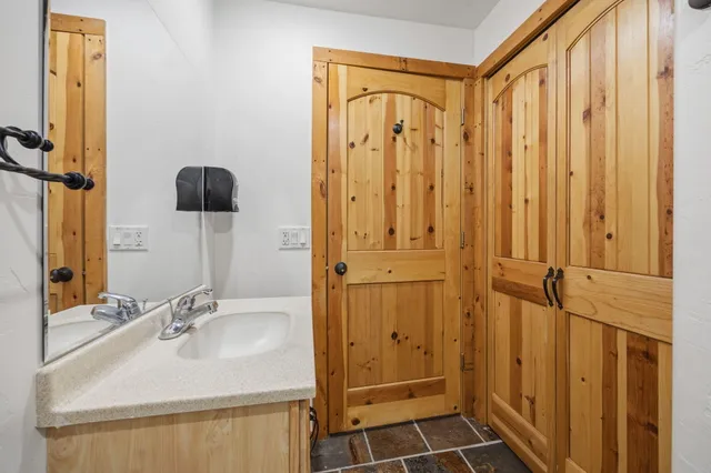 $585,000 | N1617 Carlin Road, Fort Atkinson, WI 53538