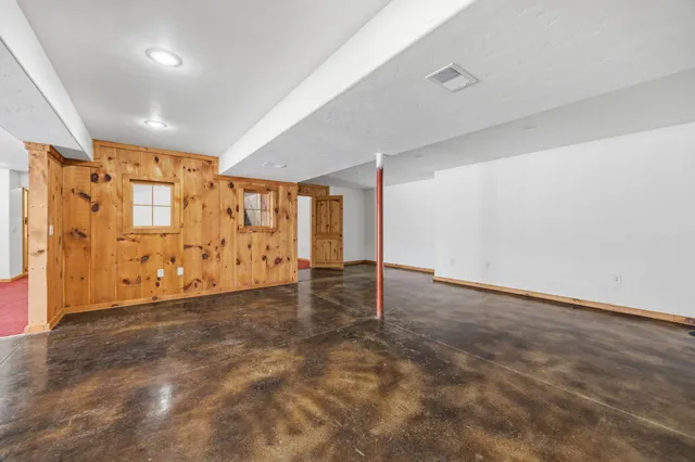 $585,000 | N1617 Carlin Road, Fort Atkinson, WI 53538