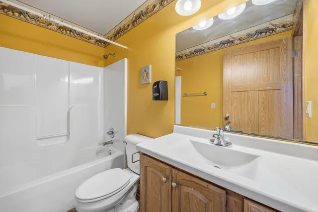 $585,000 | N1617 Carlin Road, Fort Atkinson, WI 53538