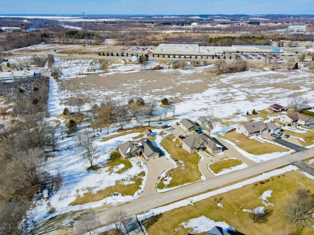 $585,000 | N1617 Carlin Road, Fort Atkinson, WI 53538