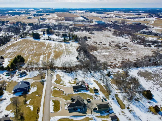 $585,000 | N1617 Carlin Road, Fort Atkinson, WI 53538