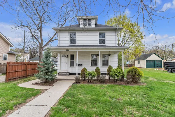 $300,000 | 955 West Cross Street, Ypsilanti, MI 48197