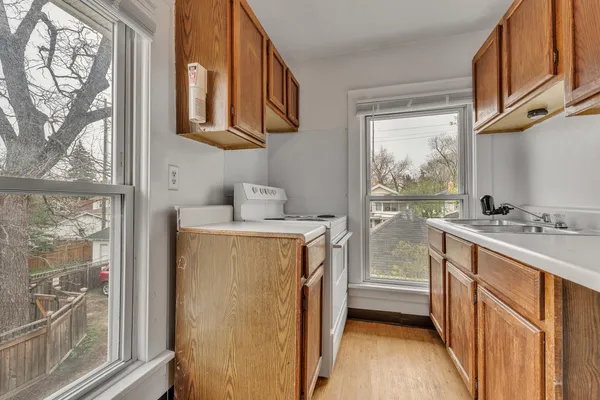 $300,000 | 955 West Cross Street, Ypsilanti, MI 48197
