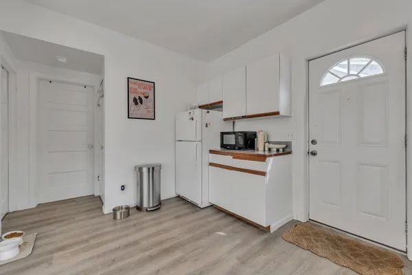 $300,000 | 955 West Cross Street, Ypsilanti, MI 48197