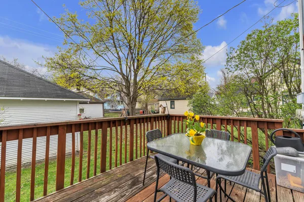 $300,000 | 955 West Cross Street, Ypsilanti, MI 48197