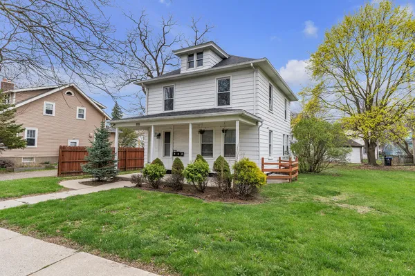 $300,000 | 955 West Cross Street, Ypsilanti, MI 48197