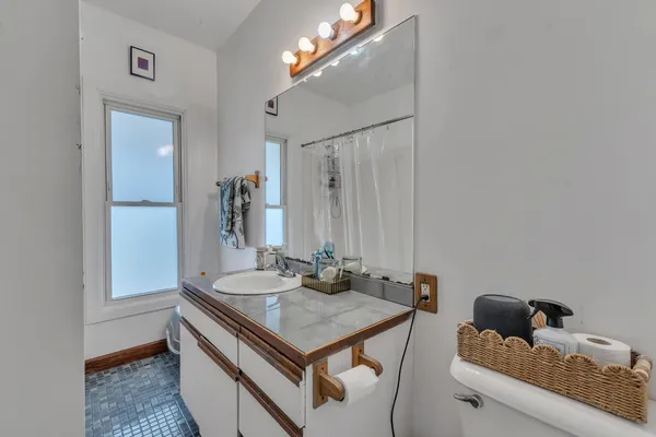 $300,000 | 955 West Cross Street, Ypsilanti, MI 48197