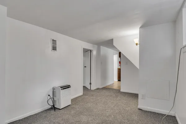 $300,000 | 955 West Cross Street, Ypsilanti, MI 48197