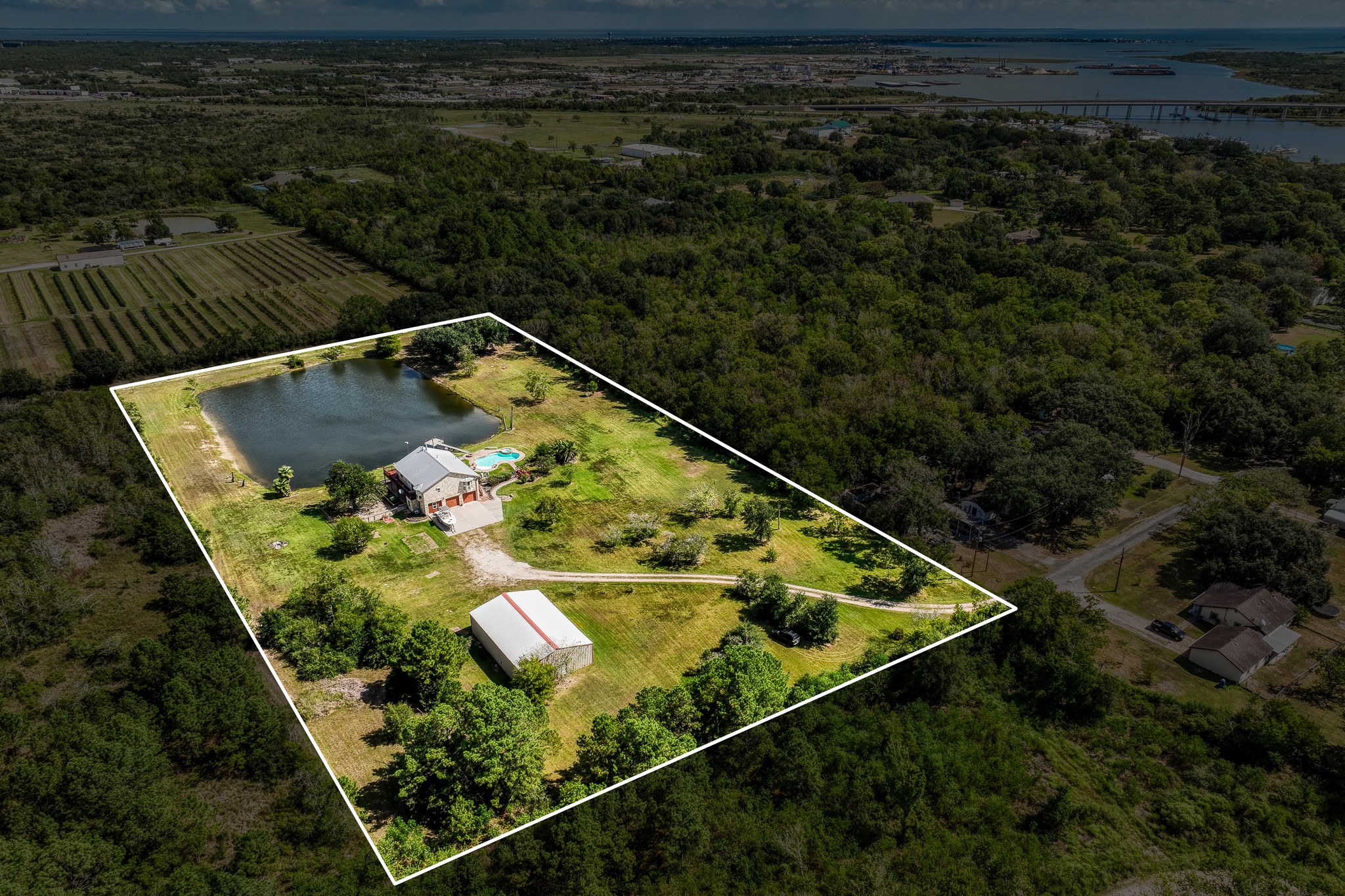 6510 Wig Street San Leon, TX 77539 - Photo 39 of 41 a view of a backyard