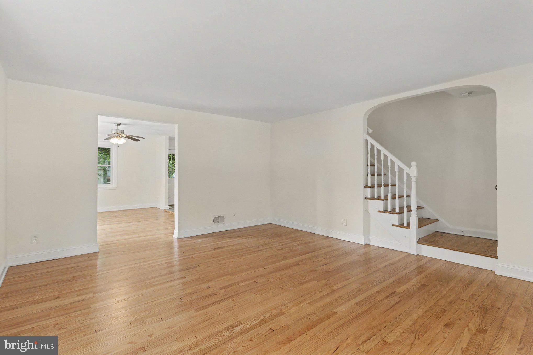 6609 Frederick Road Baltimore, MD 21228 - Photo 4 of 27 Gallery Image 4