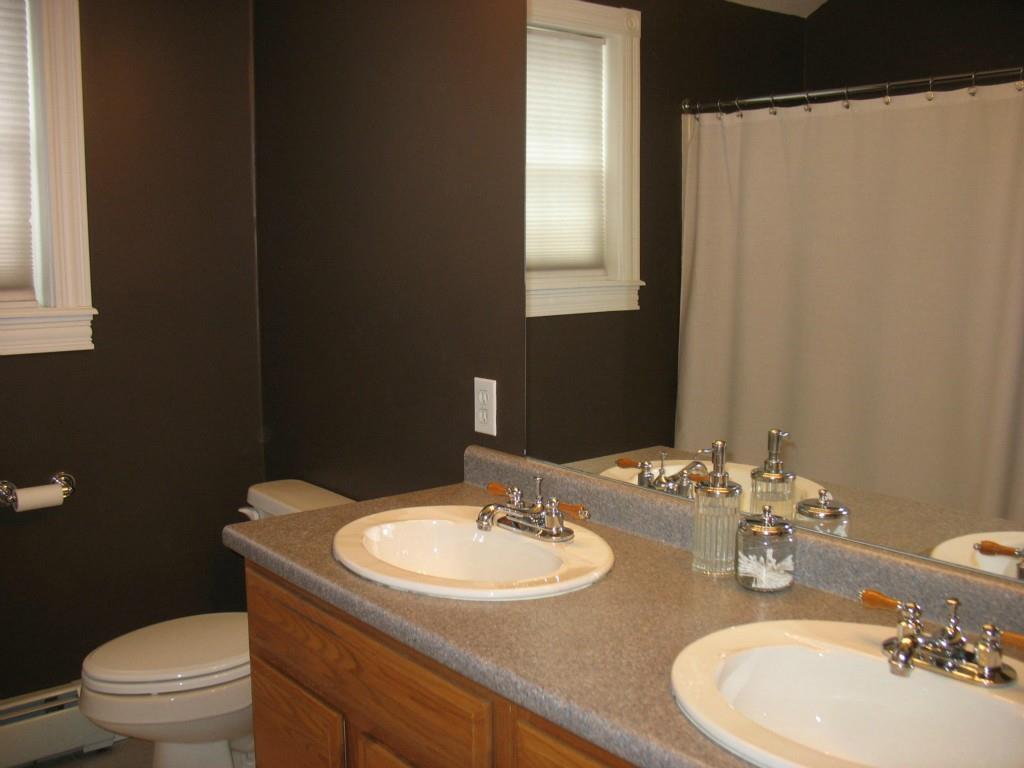 61 Ocean Park Road, Unit 1 Saco, ME 04072 - Photo 12 of 18 Master bath with tile floor, double...