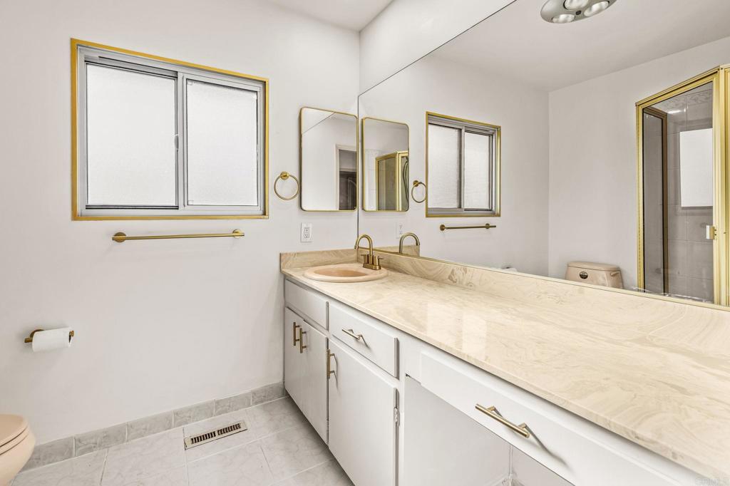 3925 Rogers Road Spring Valley, CA 91977 - Photo 19 of 34