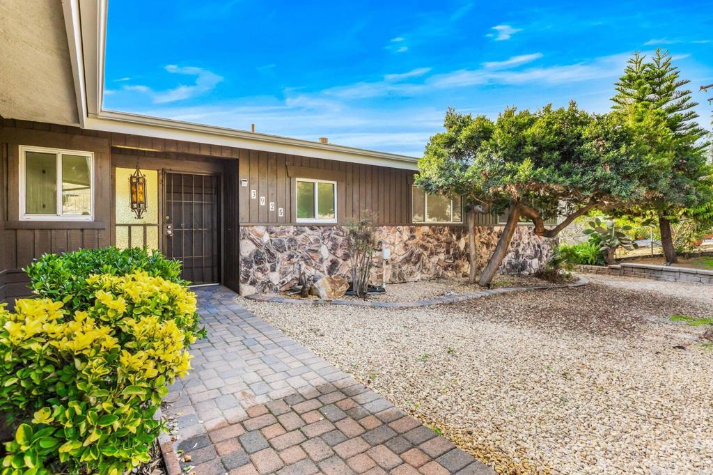 3925 Rogers Road Spring Valley, CA 91977 - Photo 4 of 34