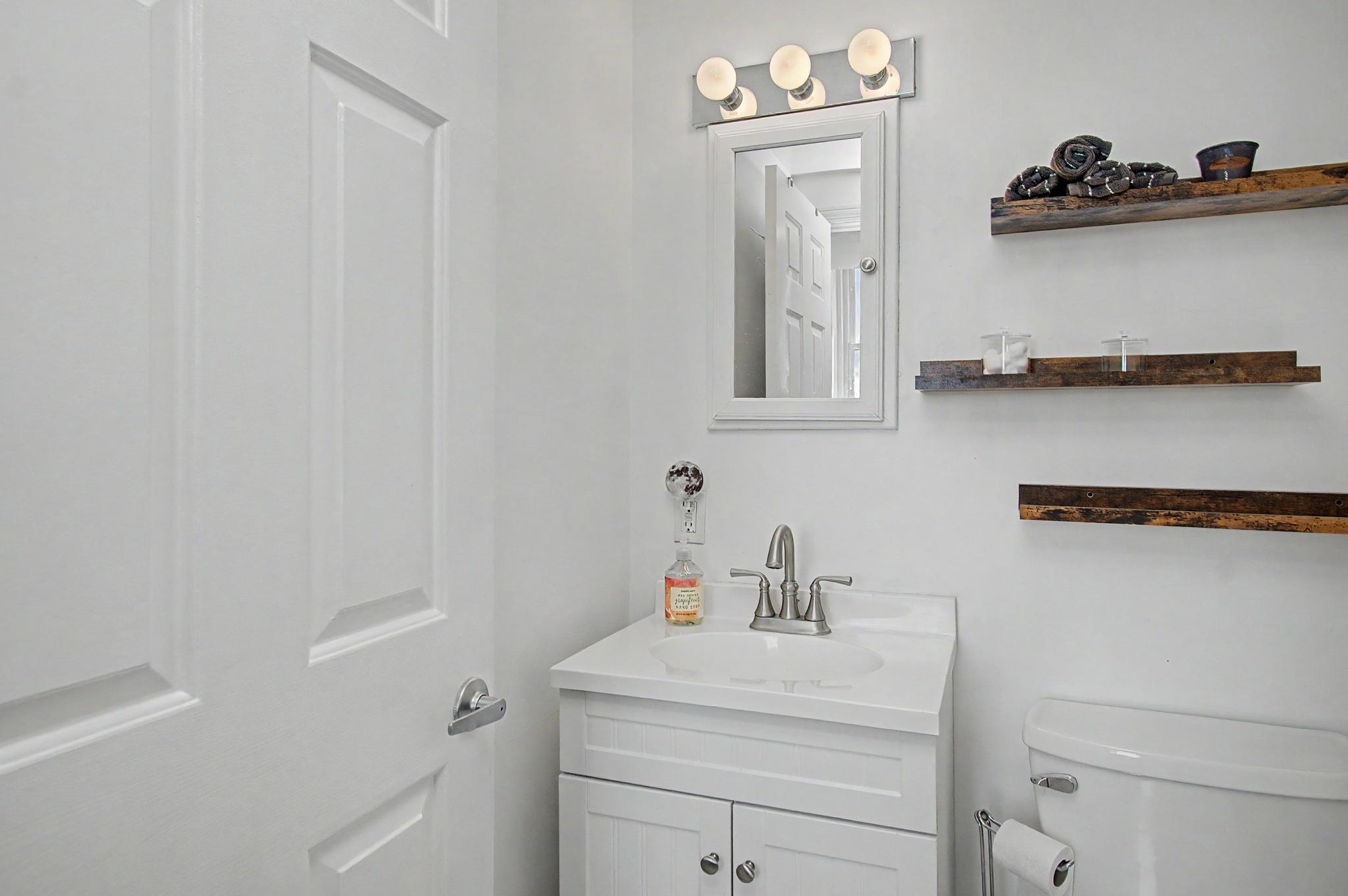 131 Main Street, Unit 207 Burlington, VT 05401 - Photo 15 of 23