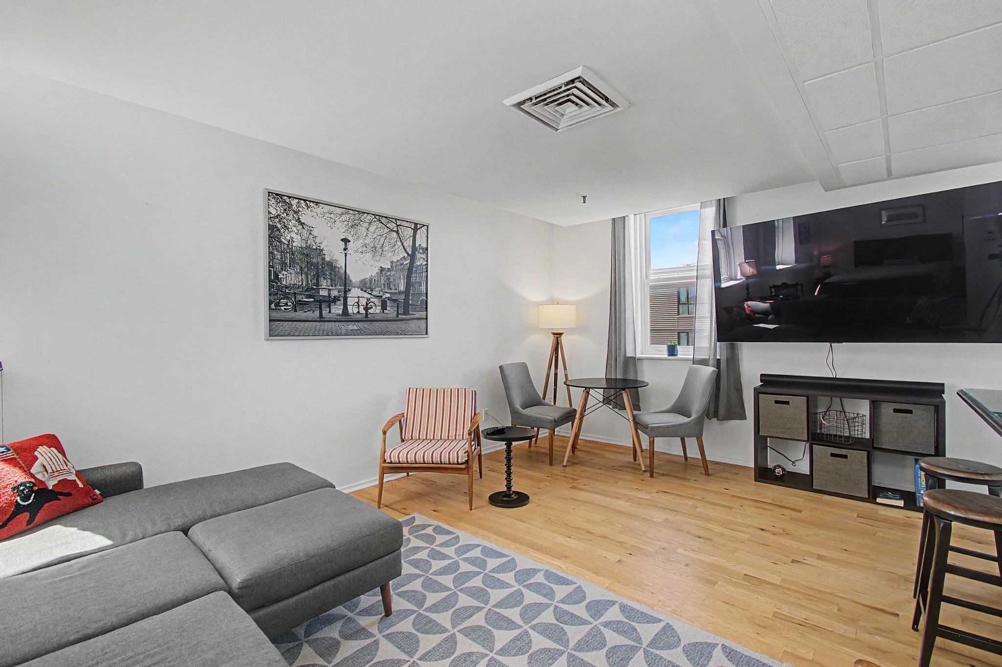 131 Main Street, Unit 207 Burlington, VT 05401 - Photo 6 of 23