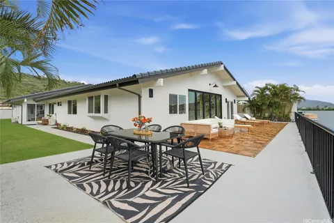 $3,150,000 | 7157 Makaa Street, Honolulu, HI 96825