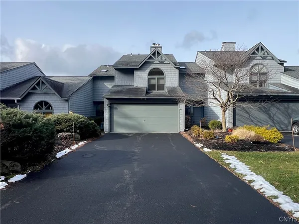 $3,150 | 8341 Decoy Run, Manlius, NY 13104