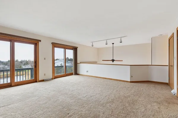 $3,150 | 8341 Decoy Run, Manlius, NY 13104