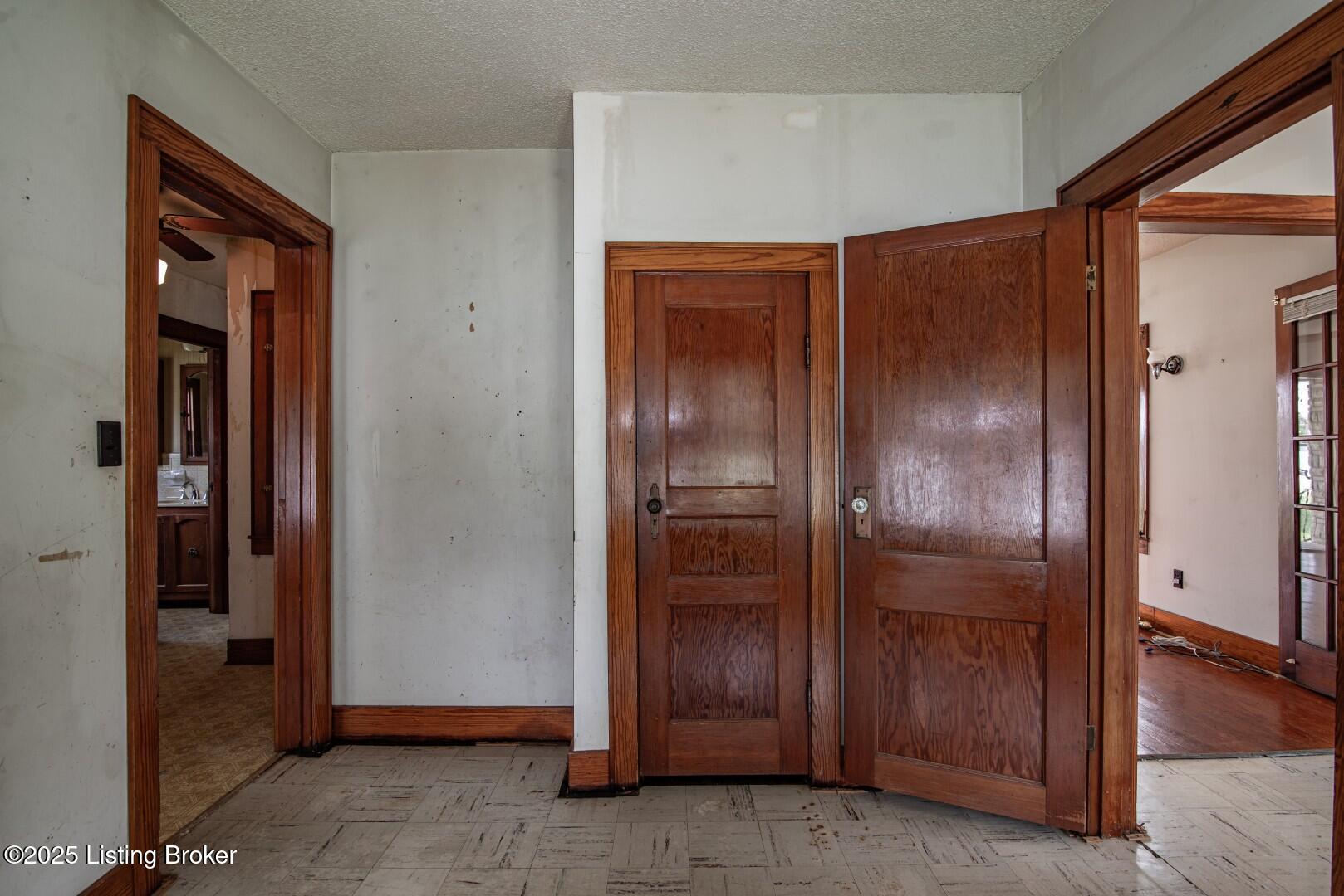 619 South Wilson Road Radcliff, KY 40160 - Photo 26 of 65 619 S Wilson Rd-26