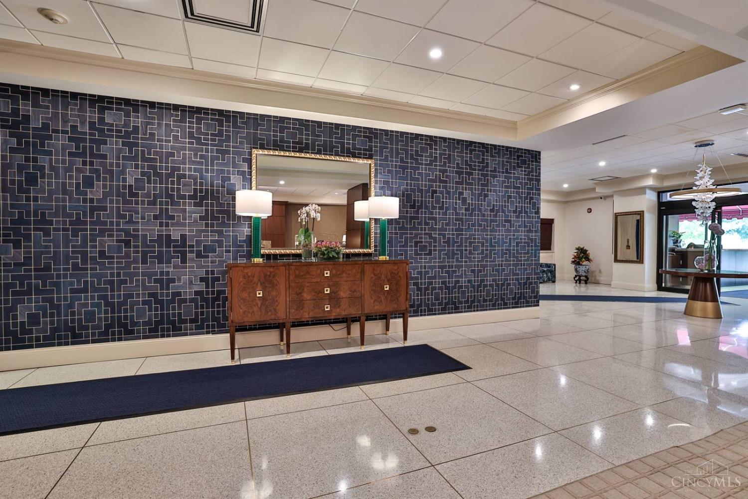 2444 Madison Road, Unit 512 Cincinnati, OH 45208 - Photo 31 of 31 Gallery Image 31