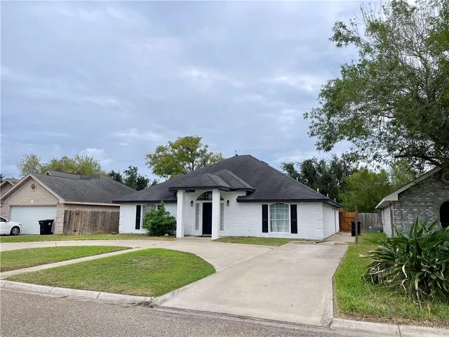 $2,300 | 2606 North Georgia Avenue, Weslaco, TX 78599