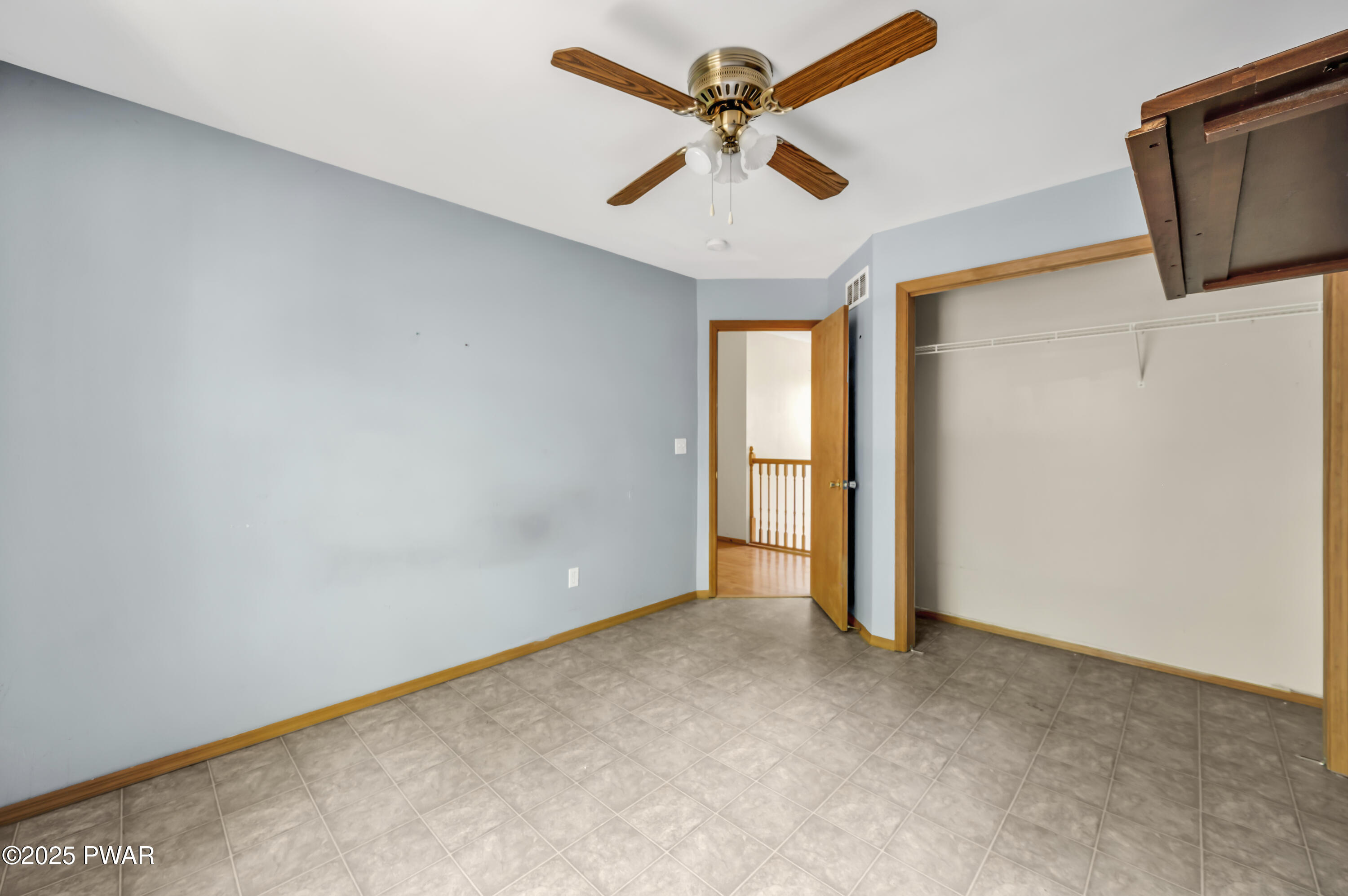 2117 Owl Pass Road Bushkill, PA 18324 - Photo 23 of 43