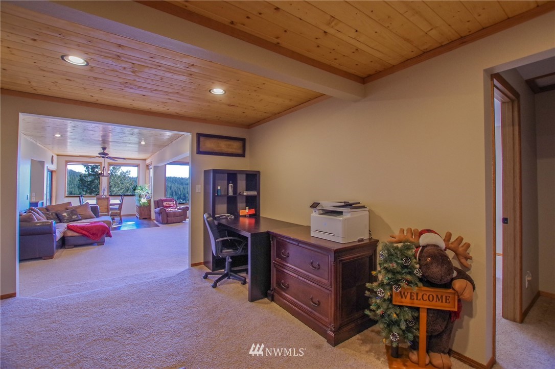 400 Teanaway Ridge Way Cle Elum, WA 98922 - Photo 9 of 38 Gallery Image 9