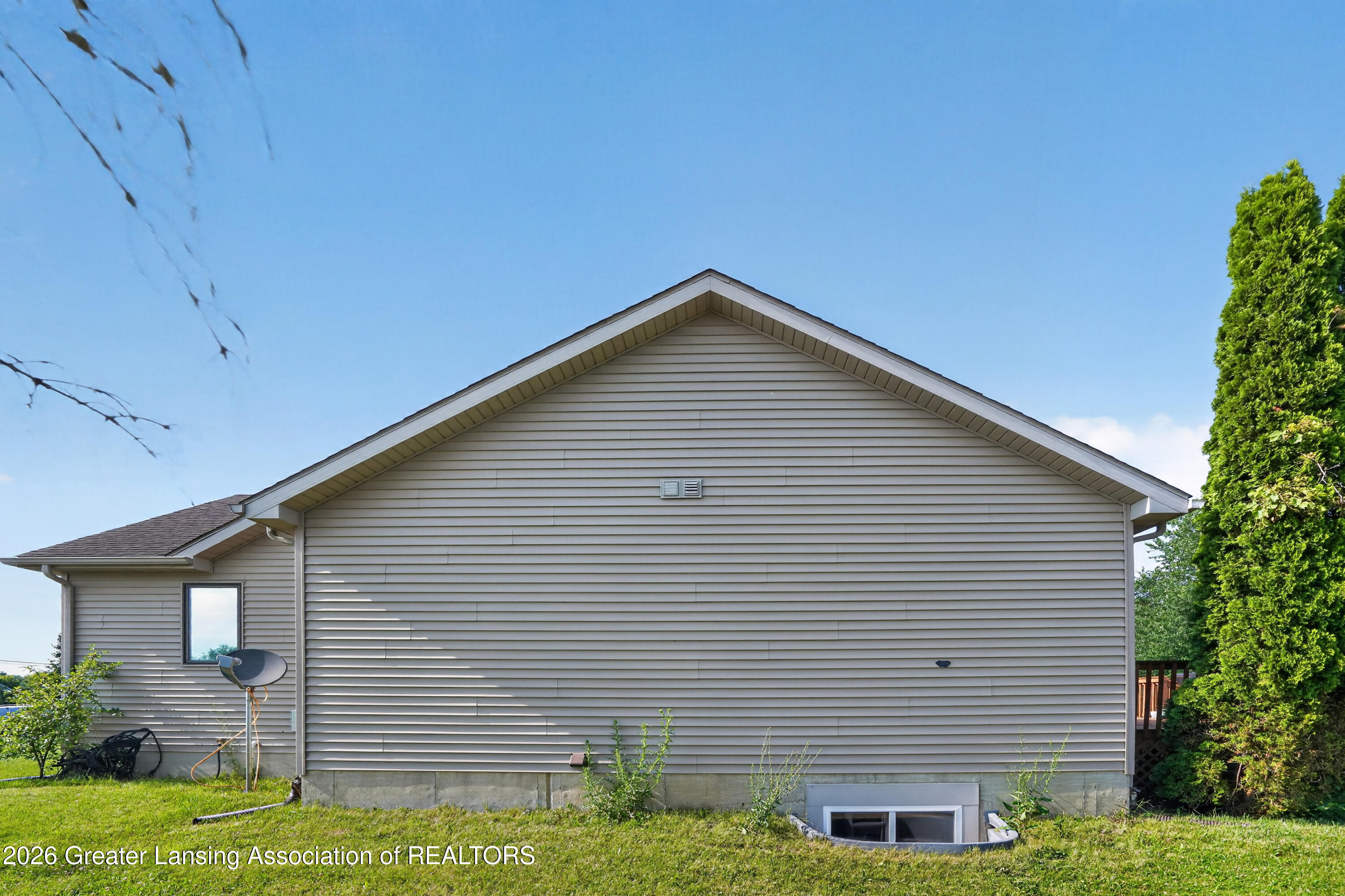 6072 North Canal Road, Unit ROADWAY Dimondale, MI 48821 - Photo 5 of 37 IMG_3336