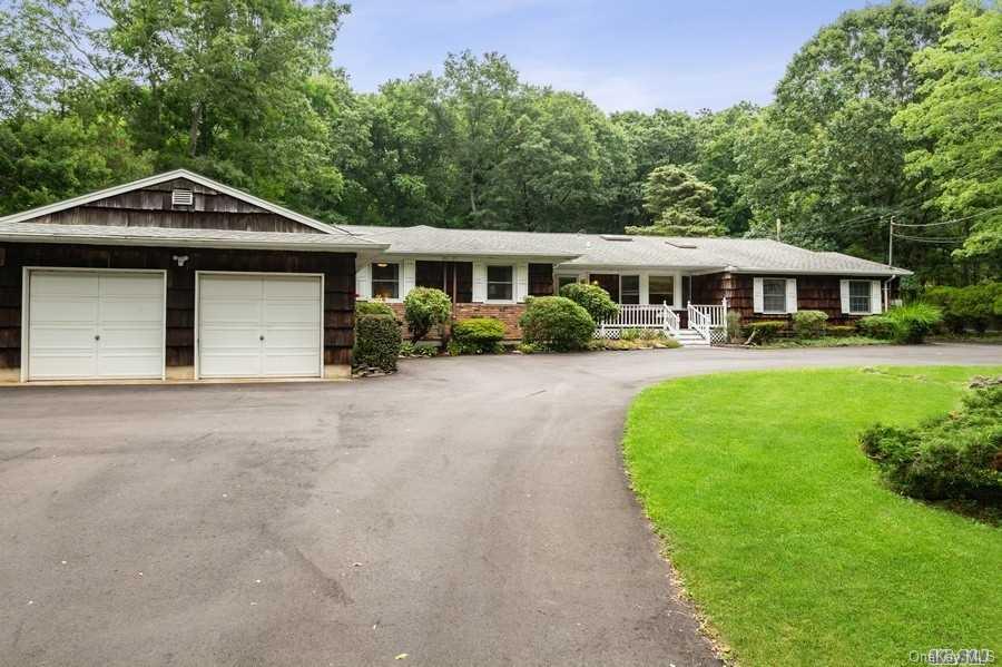 152 Waterside Road Northport, NY 11768 - Photo 1 of 1 Front House