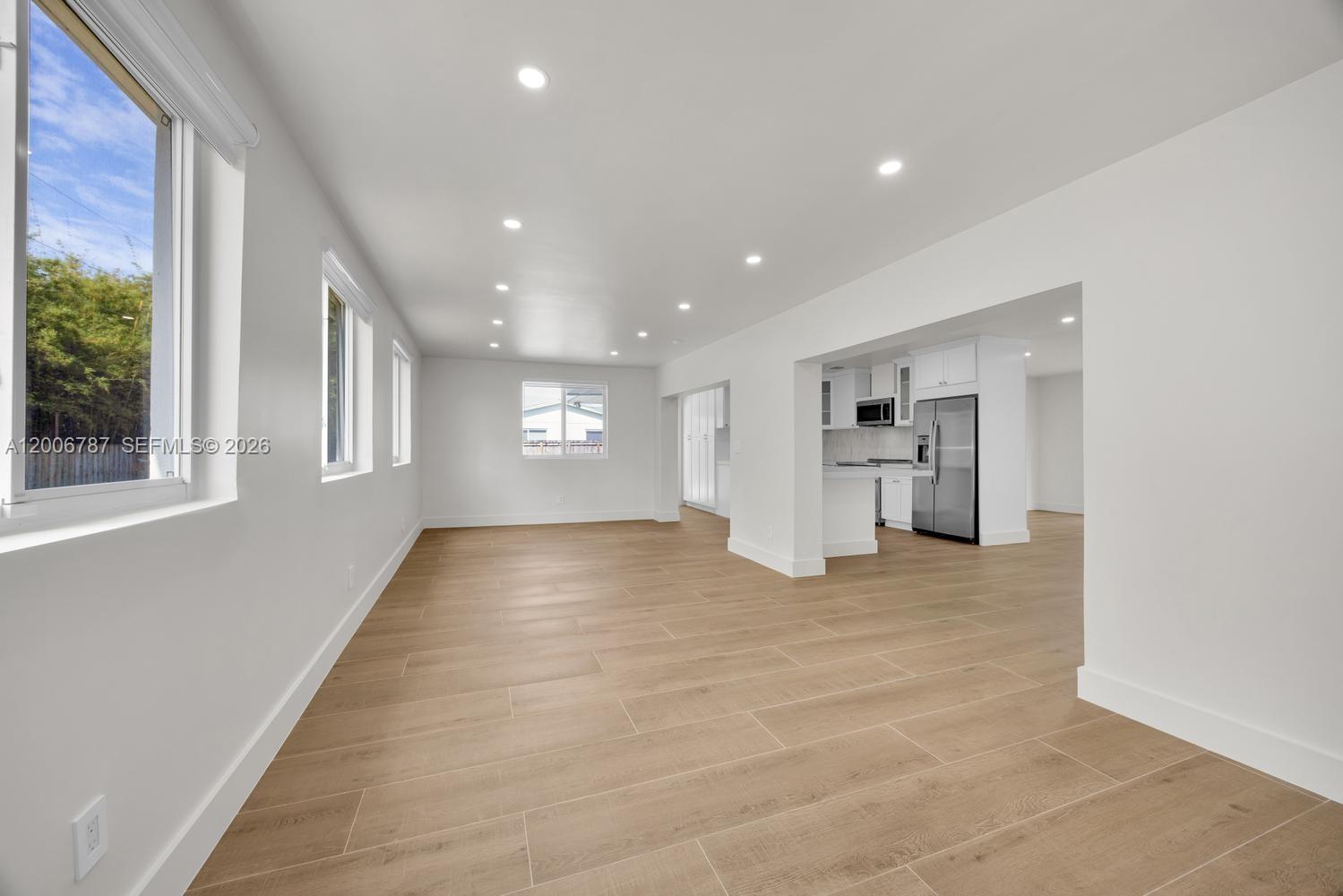 8760 Southwest 83rd Street Miami, FL 33173 - Photo 12 of 26