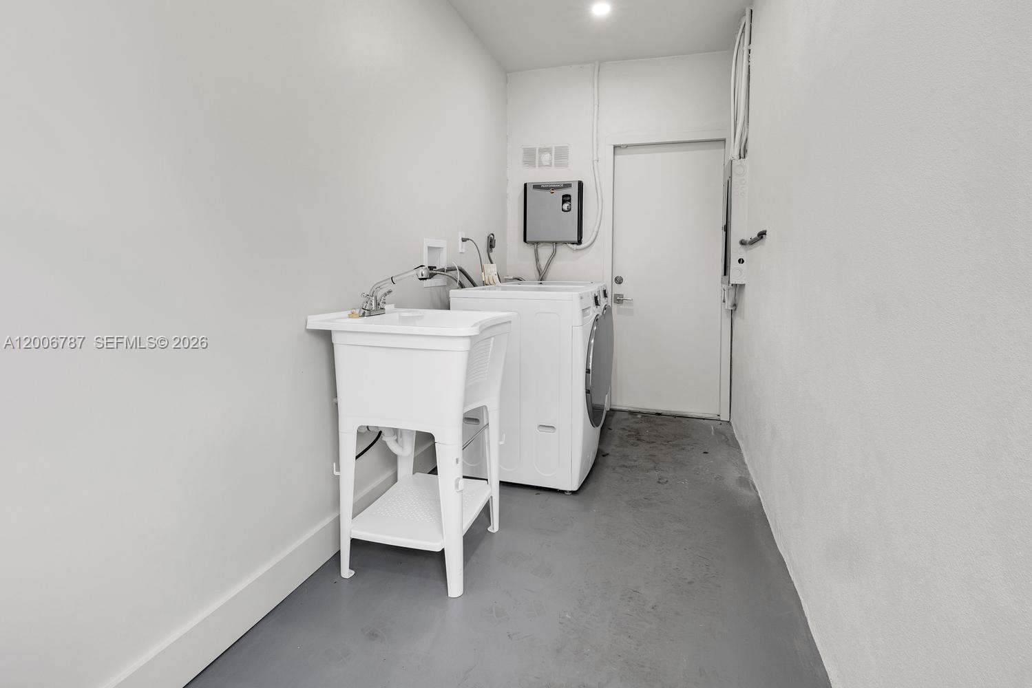 8760 Southwest 83rd Street Miami, FL 33173 - Photo 20 of 26
