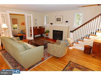 202 Avon Road Narberth, PA 19072 - Photo 3 of 12 Living Room