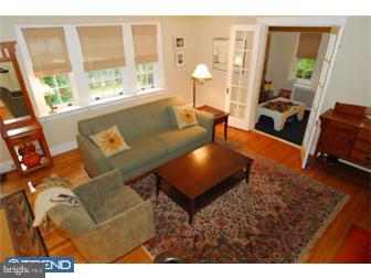 202 Avon Road Narberth, PA 19072 - Photo 4 of 12 Living Room