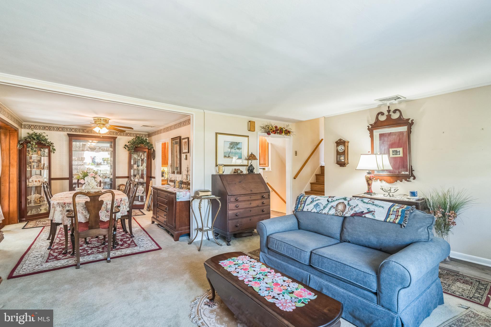 401 Cambridge Road Brookhaven, PA 19015 - Photo 3 of 22