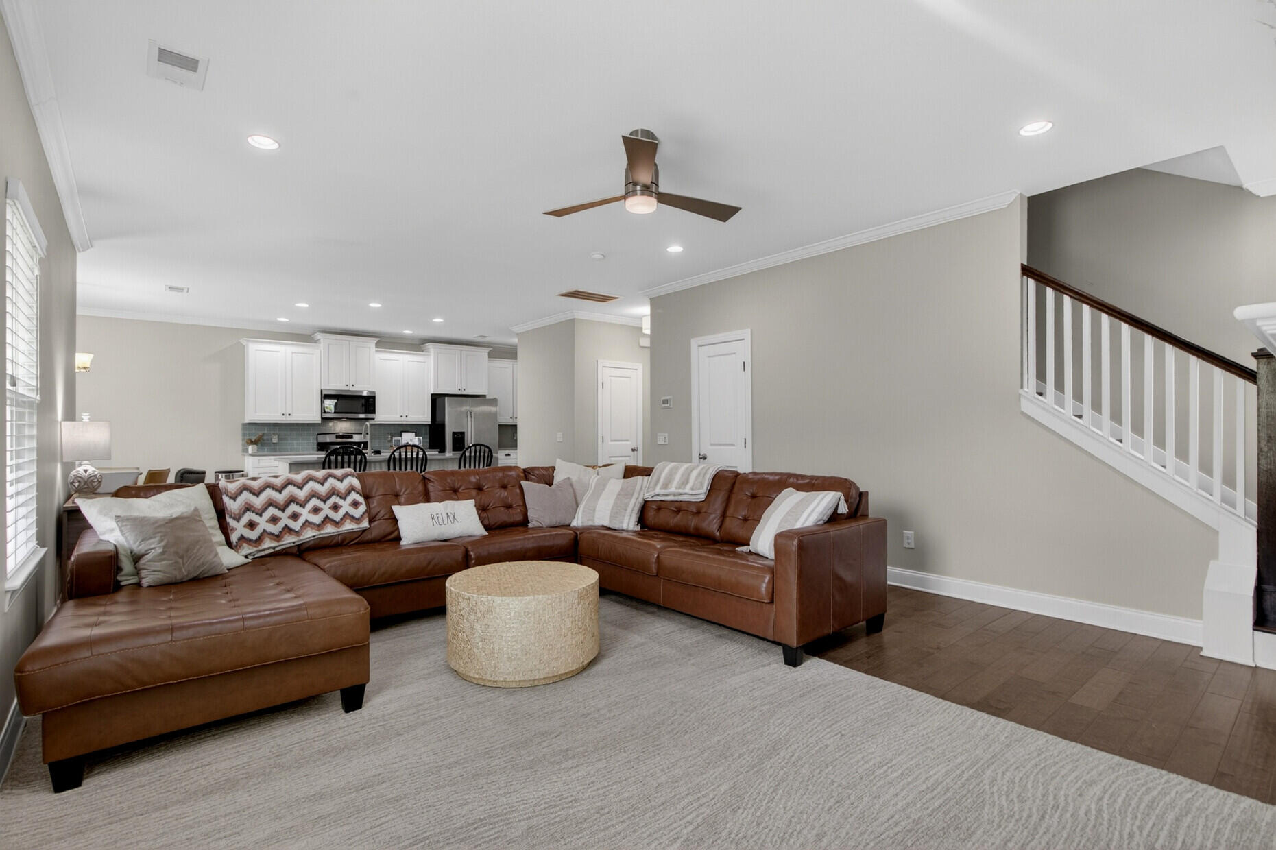 1089 Fort Johnson Road Charleston, SC 29412 - Photo 19 of 45 Living Room